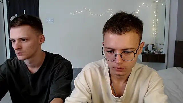 NikiKerryCum online show from May 20, 2026, 4:20 am