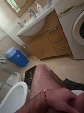 Snapshot of Heyyo3 chatting on February 22, 2026, 9:33 am Heyyo3 online show from February 22, 2026, 9:33 am