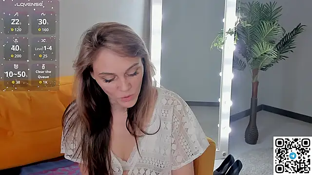 agatha roose online show from March 13, 2026, 4:06 am