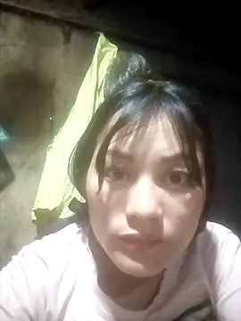 Snapshot of Momo-biki chatting on April 26, 2026, 10:51 pm Momo-biki online show from April 26, 2026, 10:51 pm