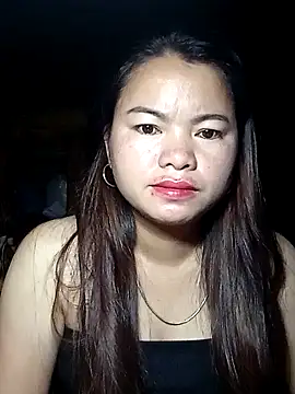 Snapshot of emlylyxinh chatting on February 18, 2026, 7:21 pm emlylyxinh online show from February 18, 2026, 7:21 pm