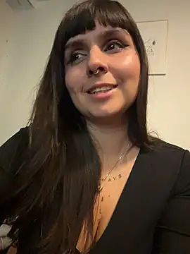 Snapshot of lovelyjinny chatting on February 21, 2026, 10:01 pm lovelyjinny online show from February 21, 2026, 10:01 pm