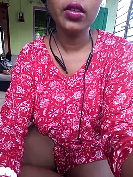 Mahira06 online show from May 22, 2026, 4:21 am