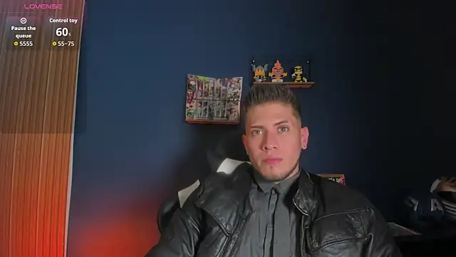 Snapshot of SebastianMaximoff_ chatting on July 15, 2026, 7:32 pm SebastianMaximoff online show from July 15, 2026, 7:32 pm