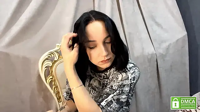 Snapshot of Sylynisem chatting on February 26, 2026, 7:14 pm Sylynisem online show from February 26, 2026, 7:14 pm