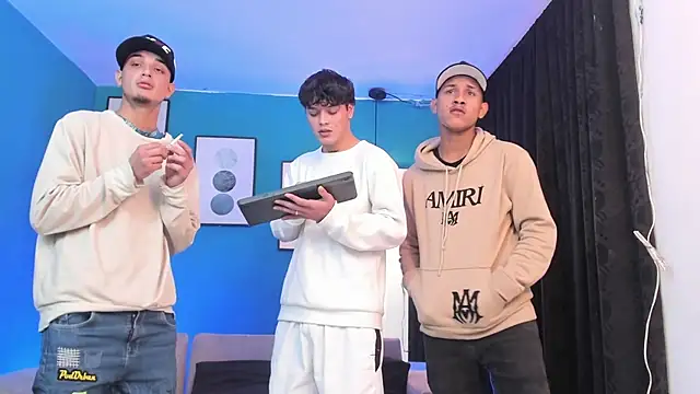 Snapshot of KingOfHeavens_2 chatting on February 6, 2026, 5:03 am KingOfHeavens 2 online show from February 6, 2026, 5:03 am