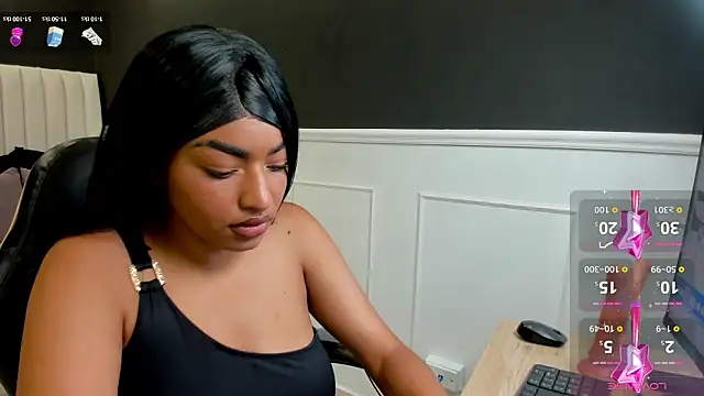  luna rossee  online show from February 19, 2026, 9:56 pm