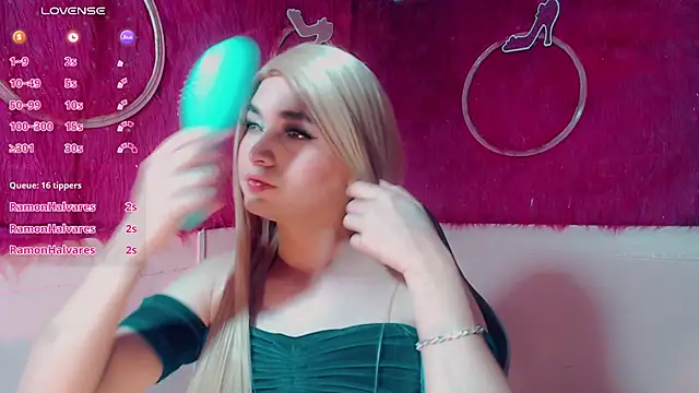 Snapshot of isabella_vogue chatting on February 20, 2026, 11:34 am isabella vogue online show from February 20, 2026, 11:34 am