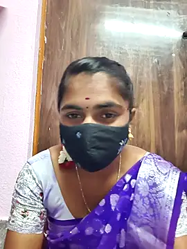 Tamil Hot Shana online show from April 8, 2026, 4:52 pm