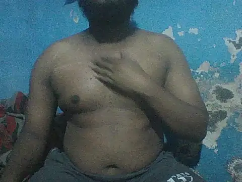 Snapshot of Shrikz99 chatting on February 15, 2026, 5:01 pm Shrikz99 online show from February 15, 2026, 5:01 pm