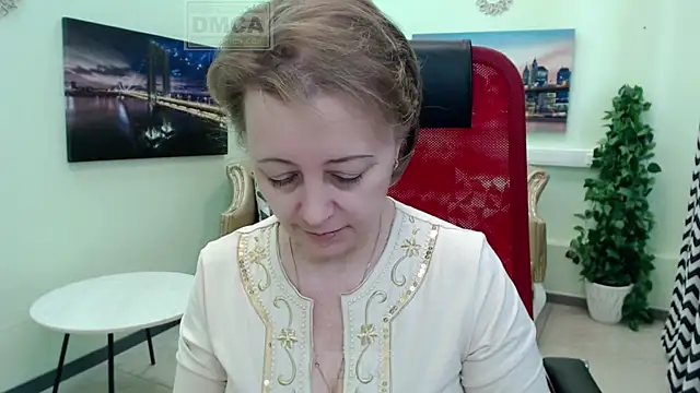 MONA W online show from March 31, 2026, 11:12 am