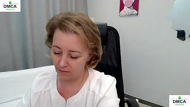 Snapshot of MONA_W chatting on February 21, 2026, 11:45 am MONA W online show from February 21, 2026, 11:45 am