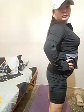 Zyramae 25 online show from March 23, 2026, 4:23 am