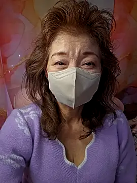 Snapshot of URAN429 chatting on February 13, 2026, 3:50 am URAN429 online show from February 13, 2026, 3:50 am