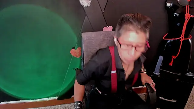 Kali Panther online show from March 6, 2026, 7:42 pm