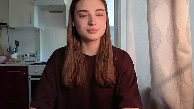 Snapshot of LissaBliss chatting on May 1, 2026, 6:18 am LissaBliss online show from May 1, 2026, 6:18 am
