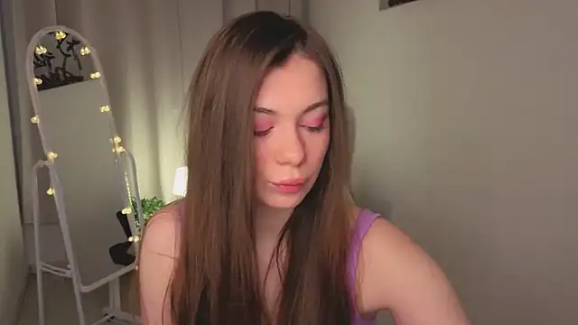 SiennaSayss online show from February 13, 2026, 5:51 am