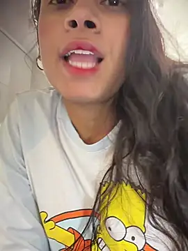 Snapshot of LunaHeat chatting on February 18, 2026, 5:42 pm LunaHeat online show from February 18, 2026, 5:42 pm