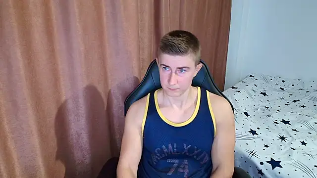 Snapshot of TodMusclePower9 chatting on February 19, 2026, 5:26 am TodMusclePower9 online show from February 19, 2026, 5:26 am