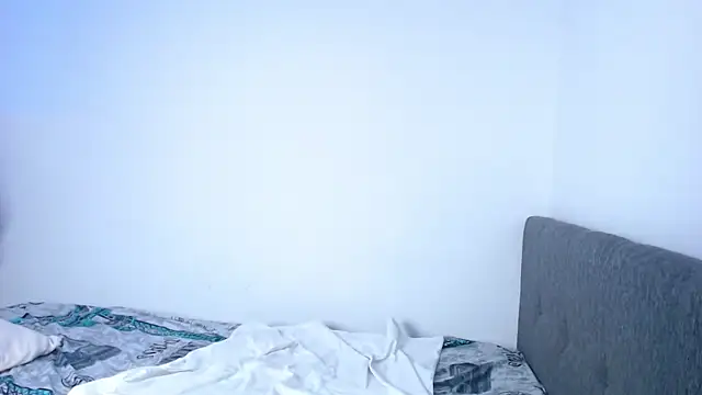 Snapshot of Ariana_Esteban07 chatting on February 6, 2026, 10:33 am Ariana Esteban07 online show from February 6, 2026, 10:33 am