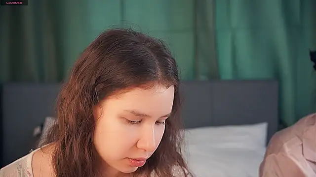 Snapshot of ZofiaSoshnik chatting on February 24, 2026, 6:47 am ZofiaSoshnik online show from February 24, 2026, 6:47 am