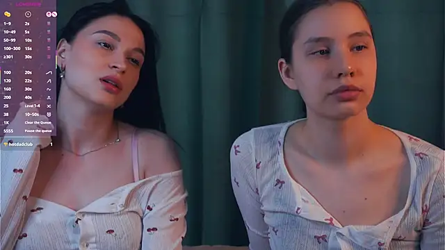 ZofiaSoshnik online show from March 26, 2026, 6:44 am