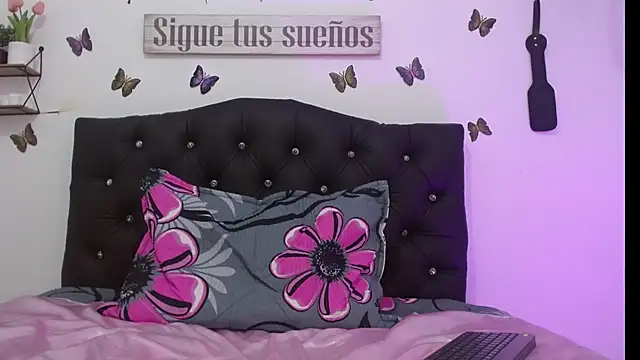 Snapshot of Coral_Villalobos chatting on February 11, 2026, 6:41 pm Coral Villalobos online show from February 11, 2026, 6:41 pm