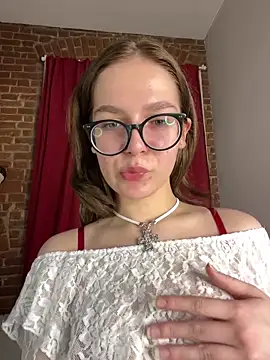 MyKittySayMeow online show from March 21, 2026, 8:46 pm