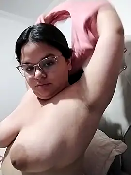 Snapshot of SamanthaStonee chatting on February 8, 2026, 11:13 pm SamanthaStonee online show from February 8, 2026, 11:13 pm