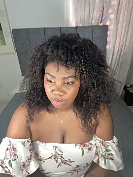 karlaebony online show from February 19, 2026, 9:12 pm