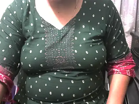 Snapshot of SumaiyaSultana chatting on February 6, 2026, 2:46 pm SumaiyaSultana online show from February 6, 2026, 2:46 pm