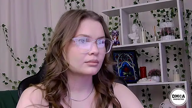 Kate mermaid online show from February 10, 2026, 1:37 am