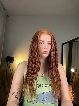 Snapshot of MiraBoom chatting on January 31, 2026, 10:08 pm MiraBoom online show from January 31, 2026, 10:08 pm