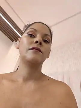 zoe marcus online show from March 21, 2026, 4:14 am