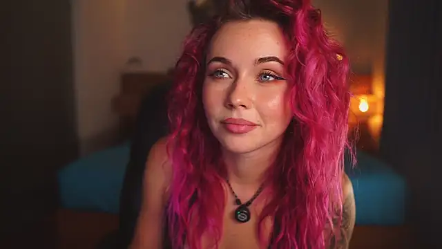 Sarah Pink online show from August 1, 2026, 1:20 pm