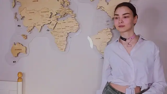 Snapshot of EddieChery chatting on February 4, 2026, 12:22 pm EddieChery online show from February 4, 2026, 12:22 pm