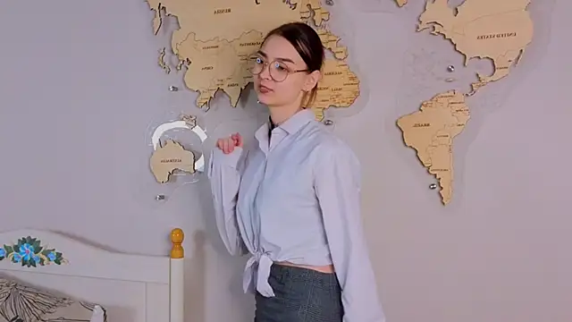 Snapshot of EddieChery chatting on February 7, 2026, 3:31 pm EddieChery online show from February 7, 2026, 3:31 pm