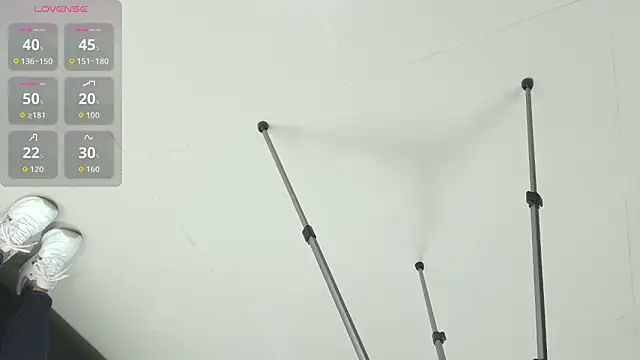 Snapshot of Karla_94 chatting on February 15, 2026, 11:42 am Karla 94 online show from February 15, 2026, 11:42 am