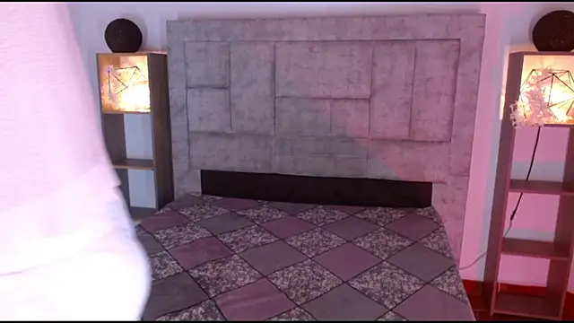 lucke collins22 online show from February 3, 2026, 6:22 am