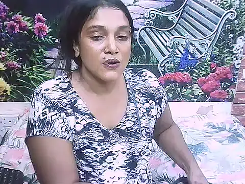 IndianSexyLady20 online show from March 26, 2026, 5:28 am