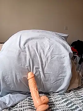 AFRICANQUEEN25 online show from March 30, 2026, 6:48 am