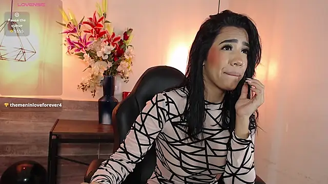 MiaKarsson online show from March 29, 2026, 12:07 pm