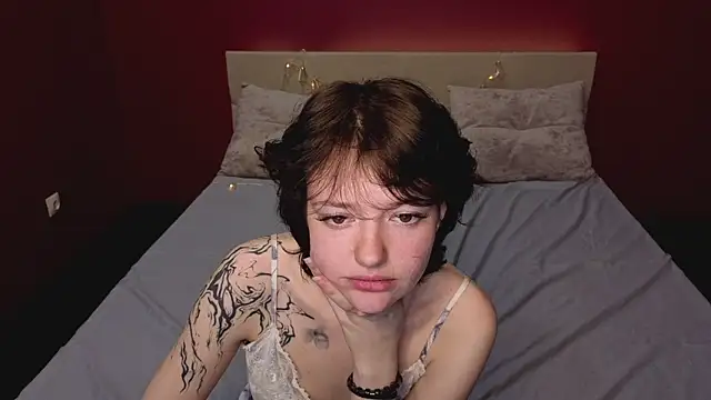 Snapshot of Svenaa_Kopnie chatting on February 28, 2026, 3:06 am Svenaa Kopnie online show from February 28, 2026, 3:06 am