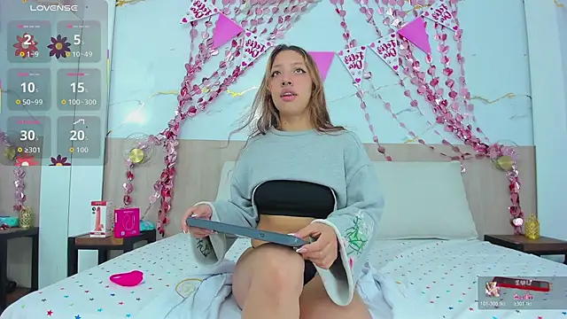 Snapshot of rebecca_ponce_ chatting on February 11, 2026, 6:30 pm rebecca ponce online show from February 11, 2026, 6:30 pm