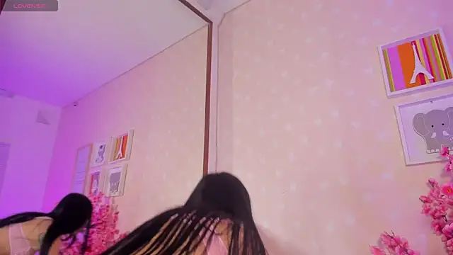 Ashley Blum  online show from April 15, 2026, 11:59 am