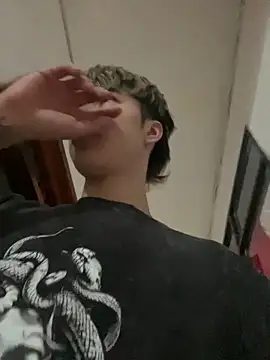 AlexanderCollman2 online show from April 21, 2026, 2:36 am