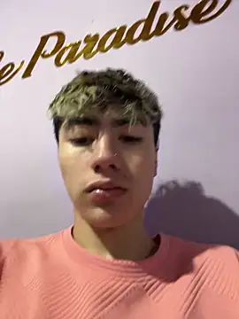 AlexanderCollman2 online show from April 18, 2026, 1:30 am