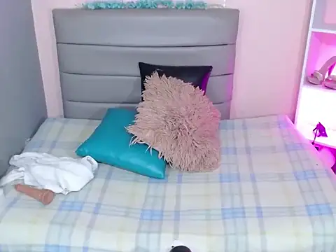 cristensmith707rs online show from April 17, 2026, 7:49 pm