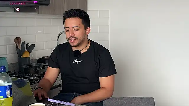 Snapshot of Sofii_n_Diego chatting on February 20, 2026, 7:49 pm Sofii n Diego online show from February 20, 2026, 7:49 pm