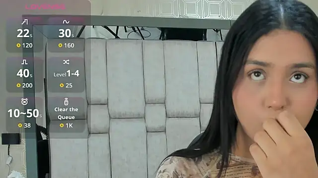 ValeryCooper18 online show from February 5, 2026, 7:43 pm